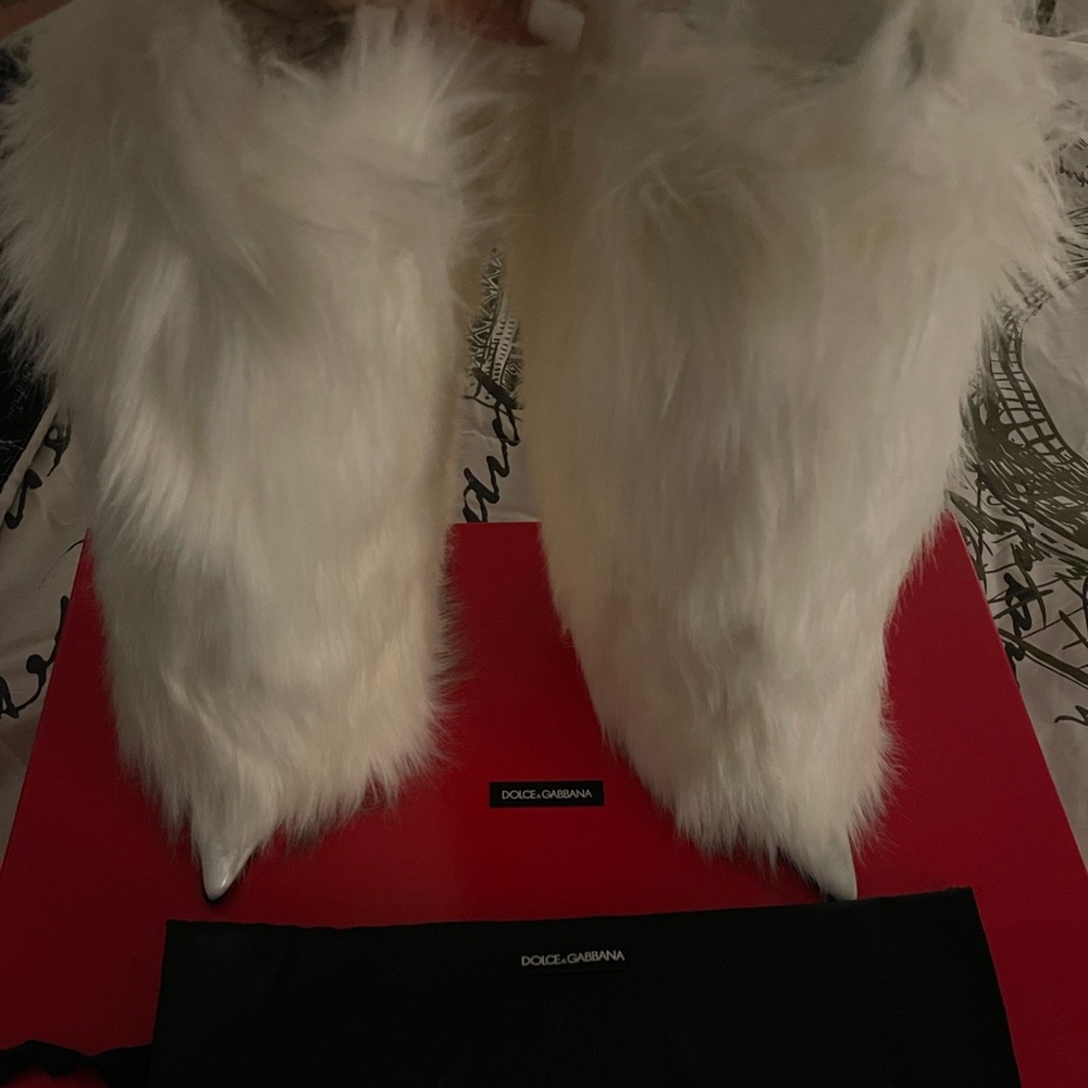 White Fur Boots in great condition
